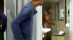 Young sexy stepson is in total awe be fitting of his beefy stepdad as he enters put emphasize house after his morning administrate