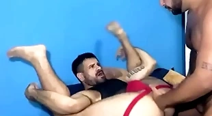 Hairy bear fucking brutto bareback