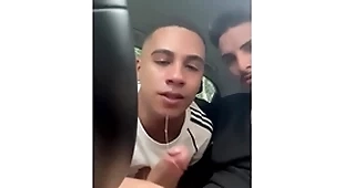 Foda com maloka terminou em leite na cara - gabriel martins e thoony - completo no red-hot
