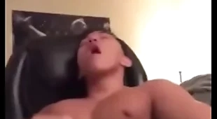 Asian sponger moan and cum