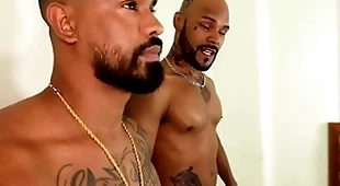 Daniel e guilherme numa cena quente, com foto lindas e muito sexo!