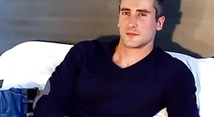 Male masturbator to str8 dad serviced in defiance of himself!