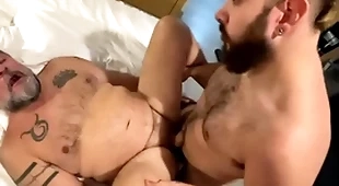 Hung spaniard barebacking a mature person