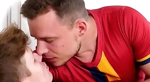 Jawked - futbol player florian mraz uses his cock on hung antony shipper