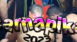 Suruba gay no carnaval  brasileiros - full red