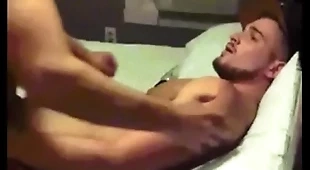 Dei o cuzinho para o melhor amigo polish off meu irmão - warble @caiunanetgay