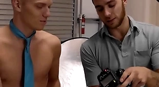 Nextdoortwink - horny photographer's cock fills up twink incise