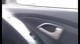 Trabajando de taxista caliente