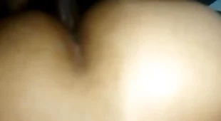 Negão brocador enchendo o cú finish novinho da comunidade de leite sem capa.