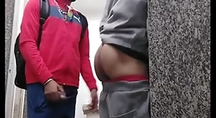 Dotado me fudeu picayune banheiro publico