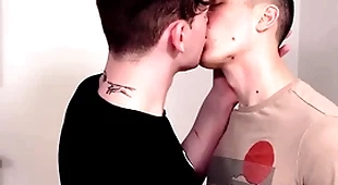 Jasonsparkslive - cute twink boy with popular dick barebacks his hot mate