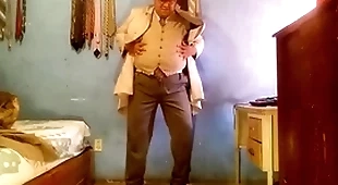 El empresario vaquero es tu amo