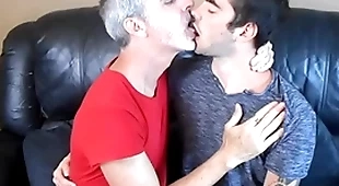 Hot gay twink & kissing - kody tracer - richard lennox - manpuppy